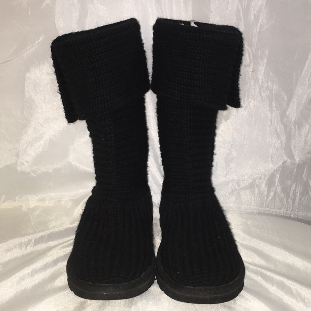 LADIES UGG BOOTS